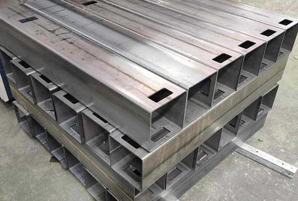 昌邑大口径无缝方管